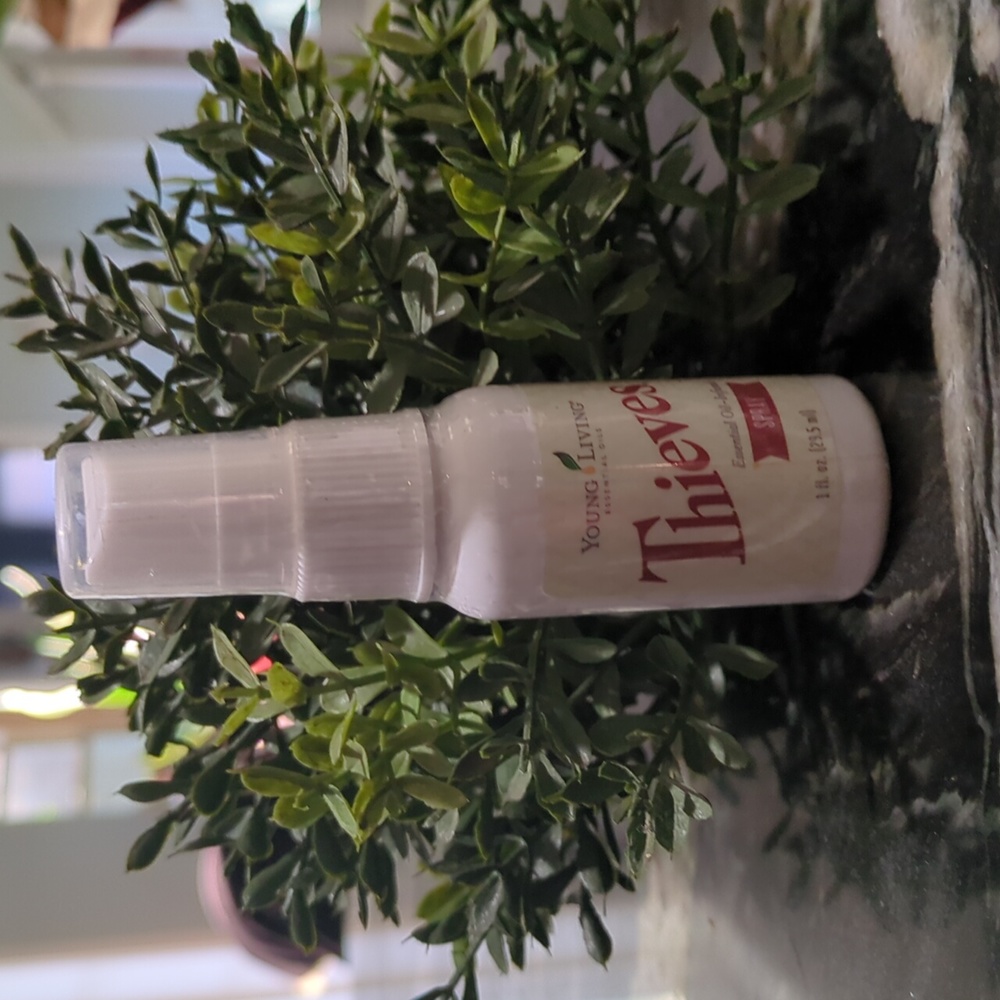 Young living Thieves spray